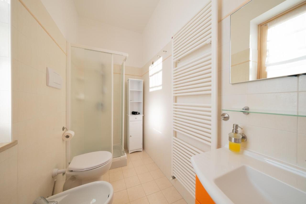 Apartmentsgarda - Rosa Chiare Bardolino Buitenkant foto